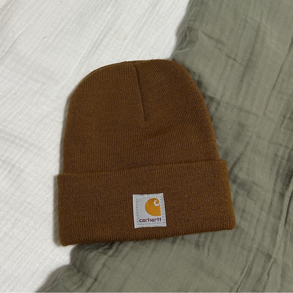 ❌SOLD❌ Carhartt ‘Carhartt Brown’ Kid’s Child/Youth Acrylic Beanie